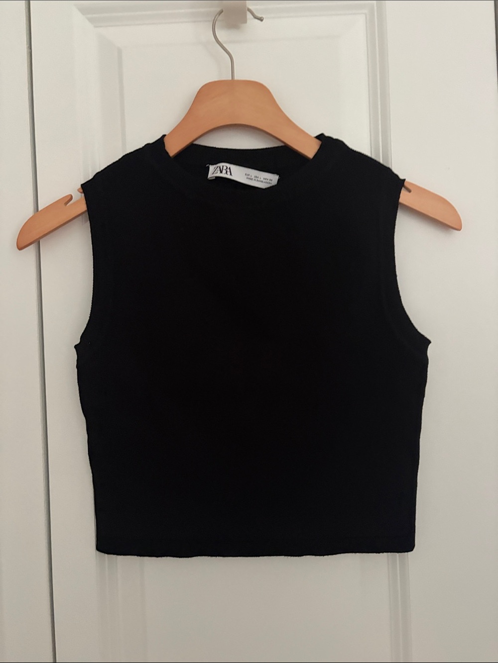 Zara Black Sleeveless Cropped Tank Top